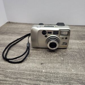 Pentax 928M 35mm Film Camera- 28-90mm Zoom